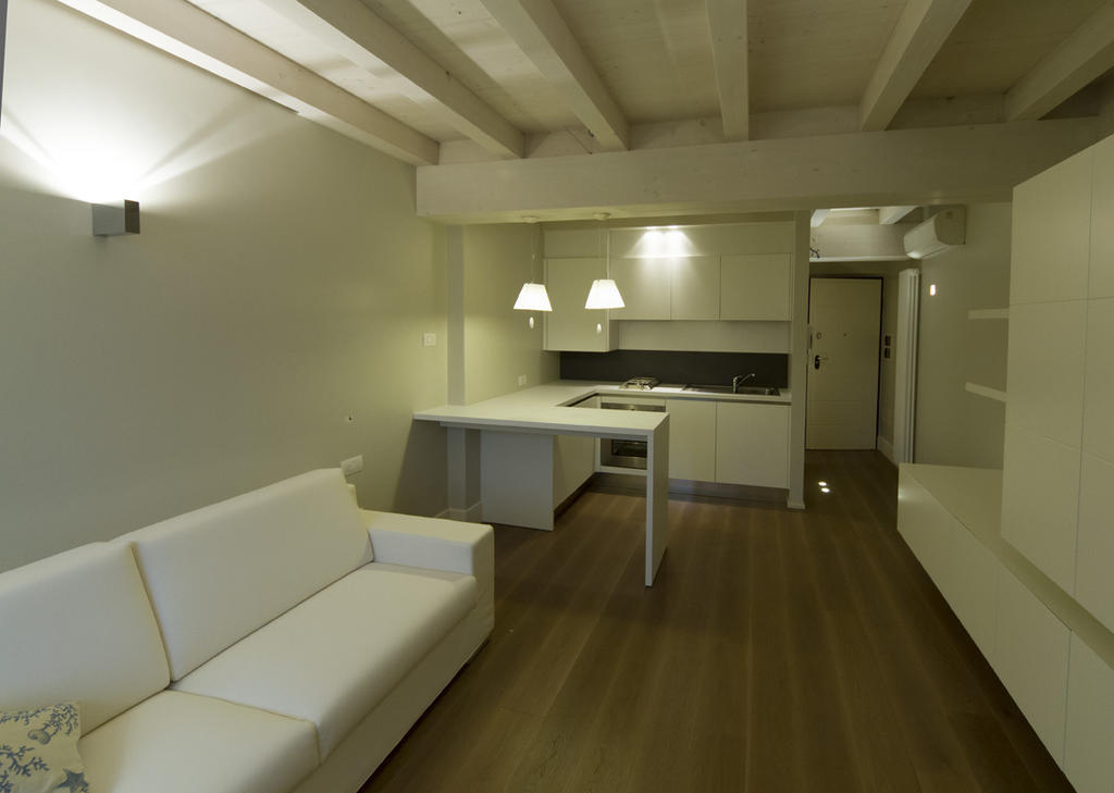 La Casa Del Porto Apartment Ловере Стая снимка