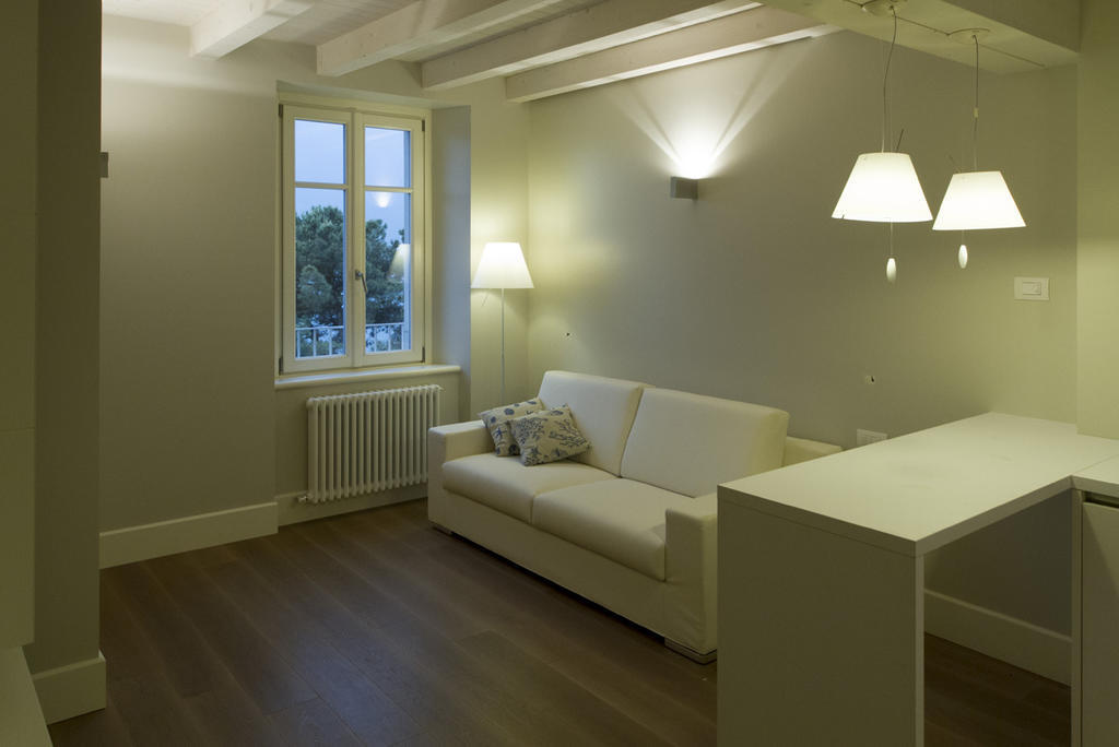 La Casa Del Porto Apartment Ловере Стая снимка