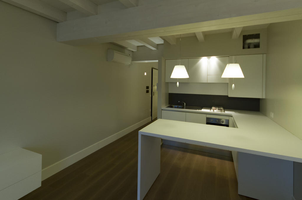 La Casa Del Porto Apartment Ловере Екстериор снимка