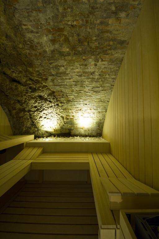 La Casa Del Porto Apartment Ловере Екстериор снимка