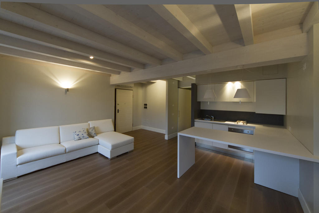 La Casa Del Porto Apartment Ловере Стая снимка